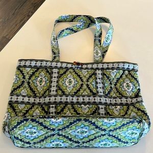 New-Vera Bradley large tic tac tote
